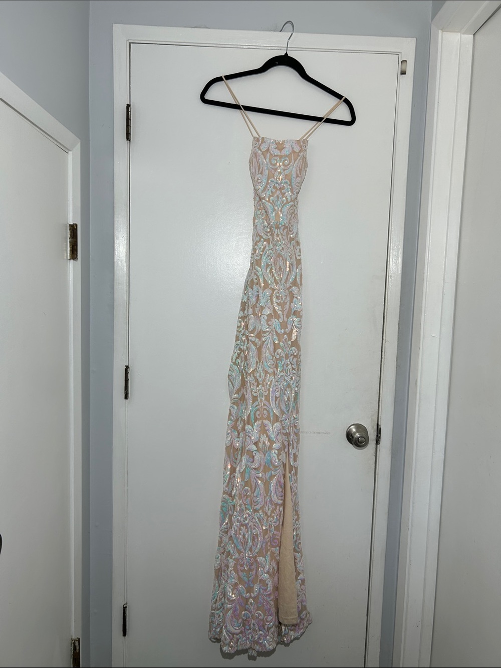 Windsor Sequence Sparked Spaghetti-Strap Prom Homecoming Dance Formal Dress